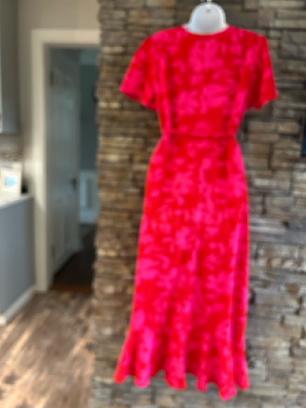 NEW Pretty Garden Floral Maxi Summer Wrap Dress Size Medium - Picture 5 of 7